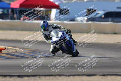 media/Dec-18-2022-SoCal Trackdays (Sun) [[8099a50955]]/Turn 2 (950am)/